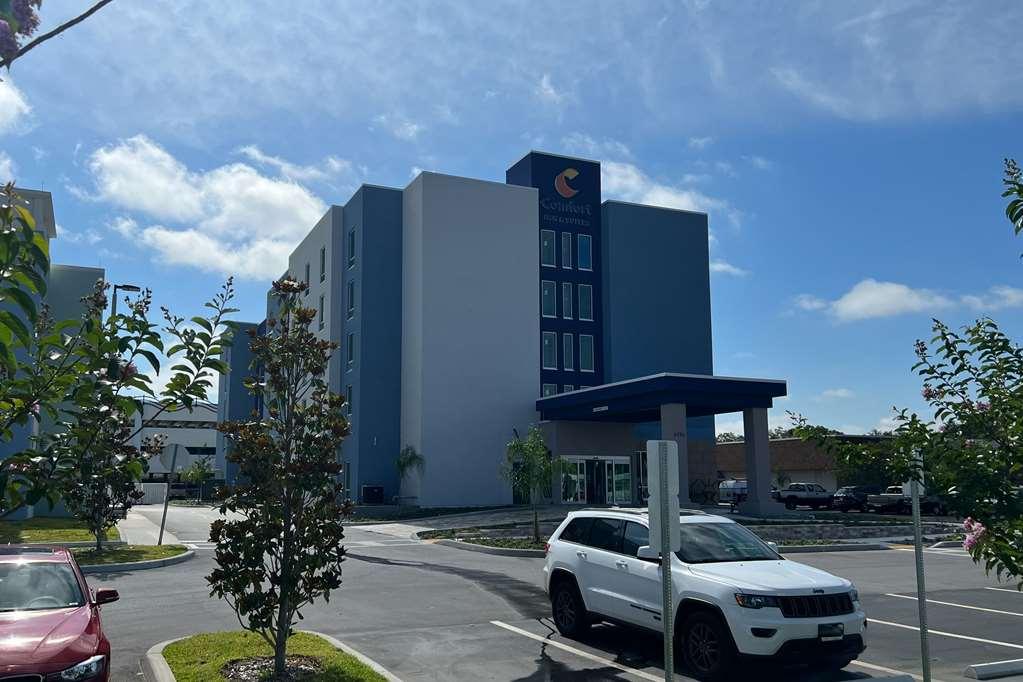 Comfort Inn & Suites New Port Richey Downtown District Exterior foto